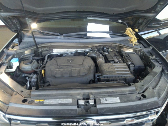 3VV0B7AX4JM205240 Volkswagen TIGUAN S