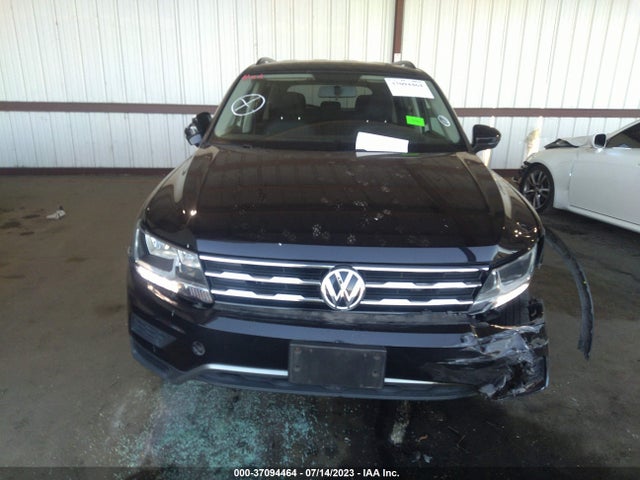 3VV0B7AX4JM205240 Volkswagen TIGUAN S