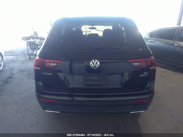 3VV0B7AX4JM205240 Volkswagen TIGUAN S