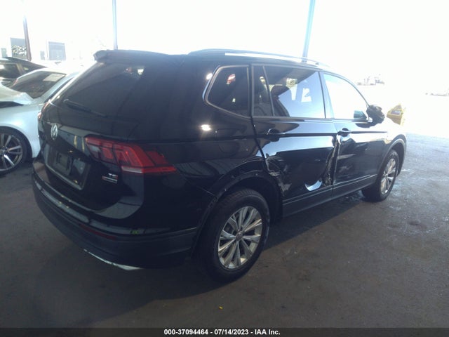 3VV0B7AX4JM205240 Volkswagen TIGUAN S