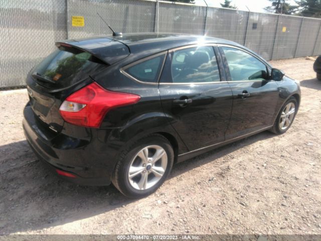 1FADP3K24EL421972 Ford FOCUS SE