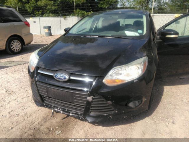 1FADP3K24EL421972 Ford FOCUS SE