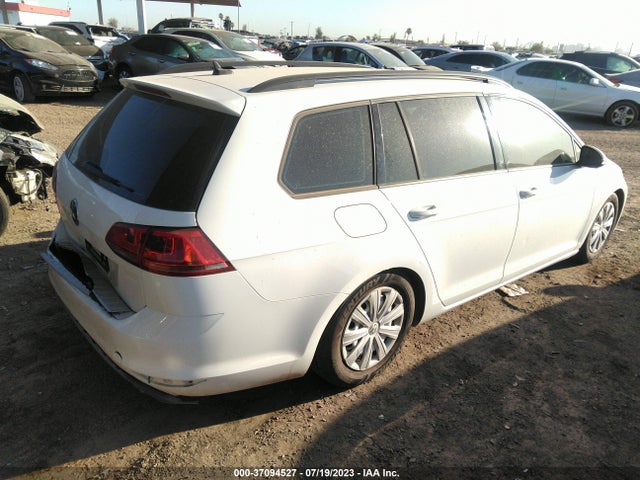 3VW017AU5HM512463 Volkswagen Golf Sportwagen S