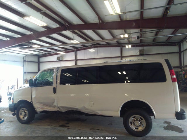 2023 CHEVROLET EXPRESS PASSENGER LS VIN: 1GAZGNFP2P1177067