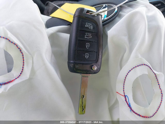 Hyundai ACCENT SE 2020 3KPC24A6XLE094367 Image 3