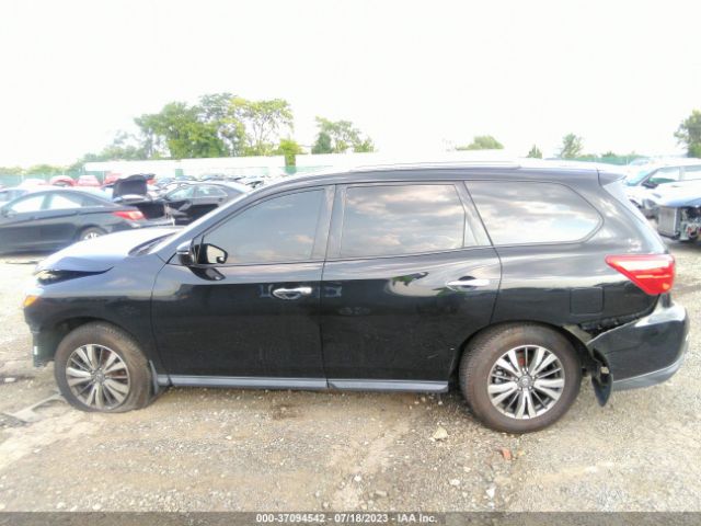 5N1DR2MM7JC656952 Nissan Pathfinder Sv