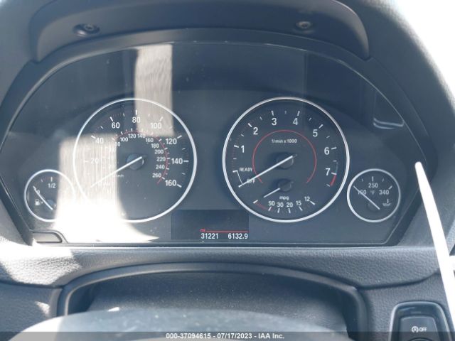 WBA8B9C51JEE82989 BMW 3 Series 330i
