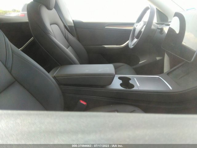 7SAYGDEE8PA061005 Tesla Model Y Long Range