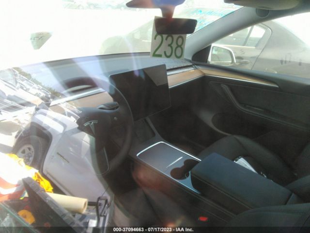 7SAYGDEE8PA061005 Tesla Model Y Long Range
