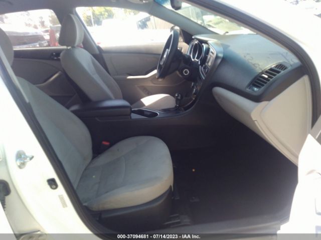 KNAGM4A76F5650272 KIA Optima Lx