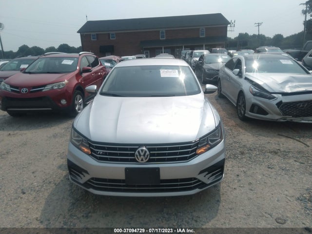 1VWAA7A3XJC034396 Volkswagen Passat 2.0t S/r-line