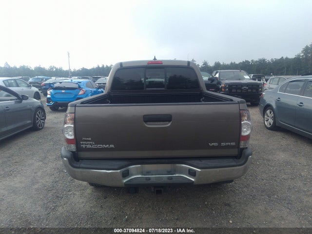 Toyota TACOMA 2015 3TMLU4ENXFM188447 Image 16