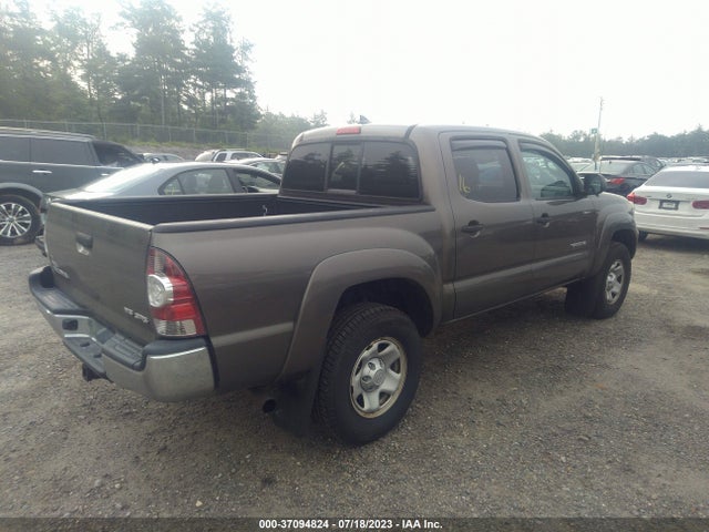 Toyota TACOMA 2015 3TMLU4ENXFM188447 Image 4