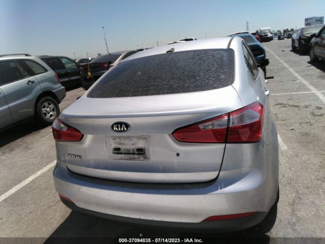 KNAFK4A66F5314694 KIA FORTE LX