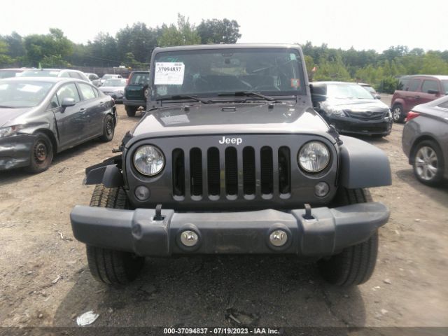 1C4BJWDG4HL733386 Jeep Wrangler Unlimited Sport
