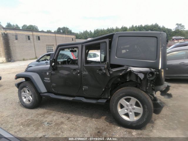 1C4BJWDG4HL733386 Jeep Wrangler Unlimited Sport