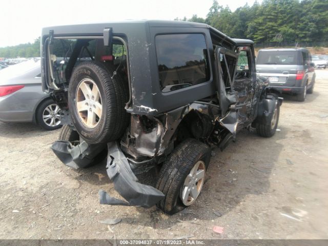 1C4BJWDG4HL733386 Jeep Wrangler Unlimited Sport