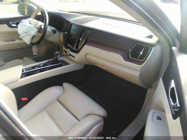 LYV102RL5KB229521 Volvo Xc60 Inscription