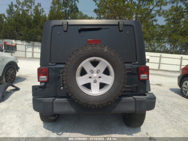 1C4BJWDG0HL704631 Jeep Wrangler Unlimited Sport