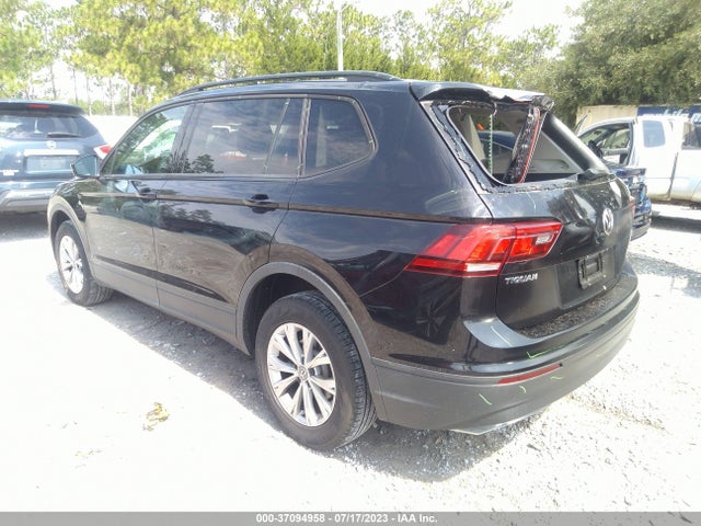 3VV1B7AX9JM023618 Volkswagen TIGUAN S