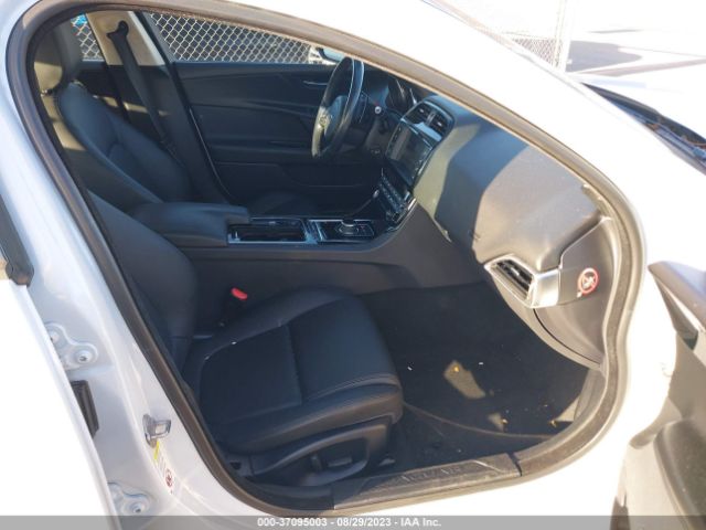 SAJAJ4FX1JCP37092 Jaguar Xe 25t Premium