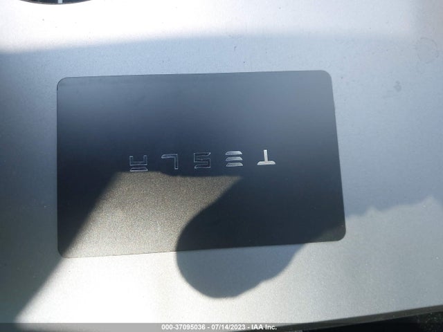 Tesla Model Y Long Range 2023 7SAYGDEE5PA124870 Image 18