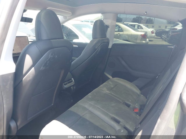 Tesla Model Y Long Range 2023 7SAYGDEE5PA124870 Image 16