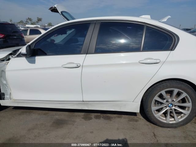 WBA8A9C30HK864781 BMW 3 Series 320i