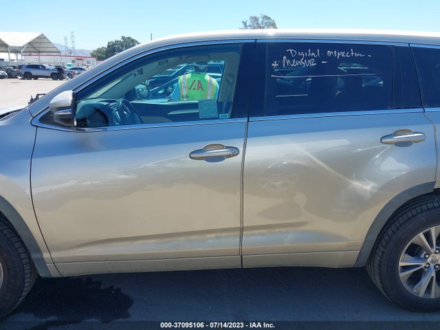 Toyota Highlander Le 2015 5TDZKRFH5FS093672 Image 14