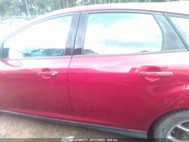 1FADP3K23EL454431 Ford FOCUS SE