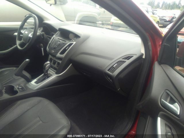 1FADP3K23EL454431 Ford FOCUS SE
