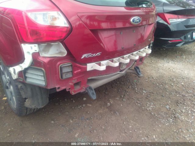 1FADP3K23EL454431 Ford FOCUS SE