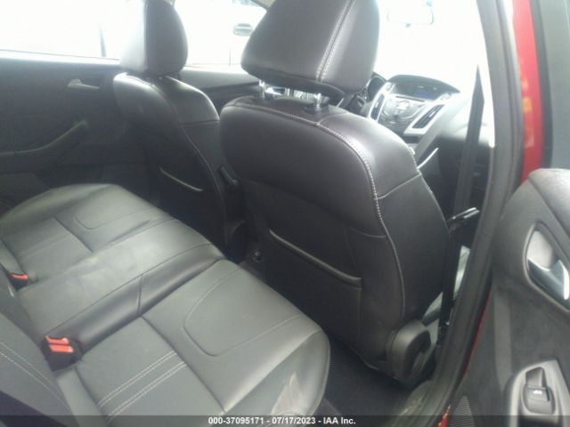 1FADP3K23EL454431 Ford FOCUS SE