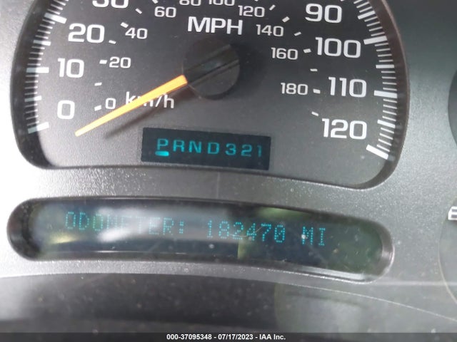 2004 GMC YUKON SLE VIN: 1GKEC13ZX4R135764