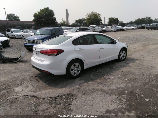 3KPFL4A78JE181717 KIA FORTE LX