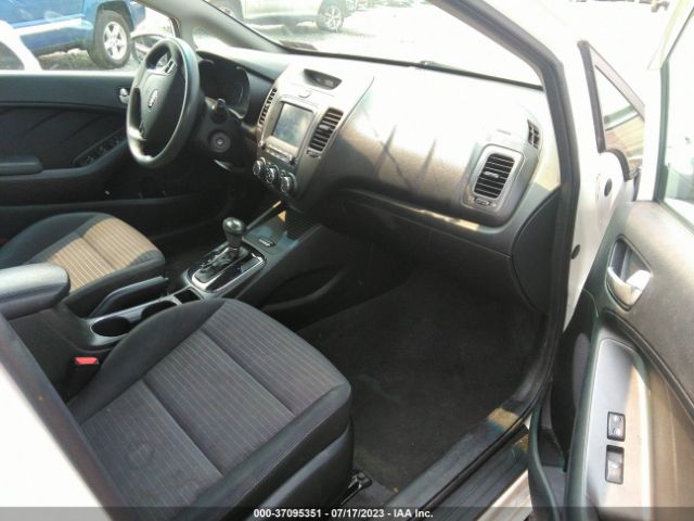 3KPFL4A78JE181717 KIA FORTE LX