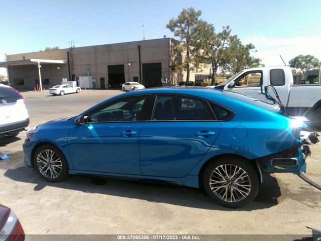 3KPF54AD4PE576180 KIA Forte Gt-line