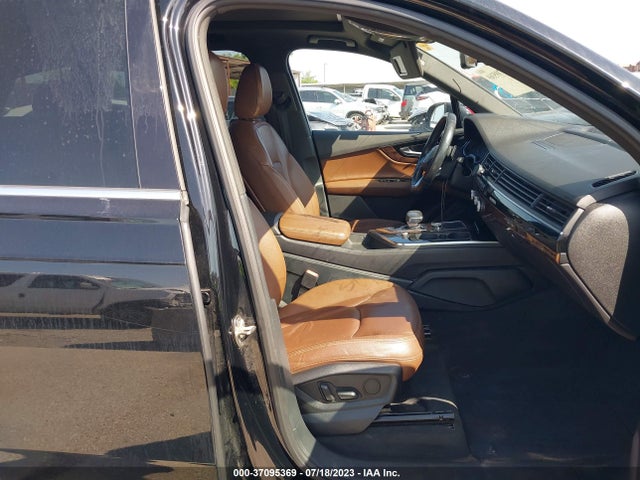 WA1AAAF78HD031538 Audi Q7 PREMIUM