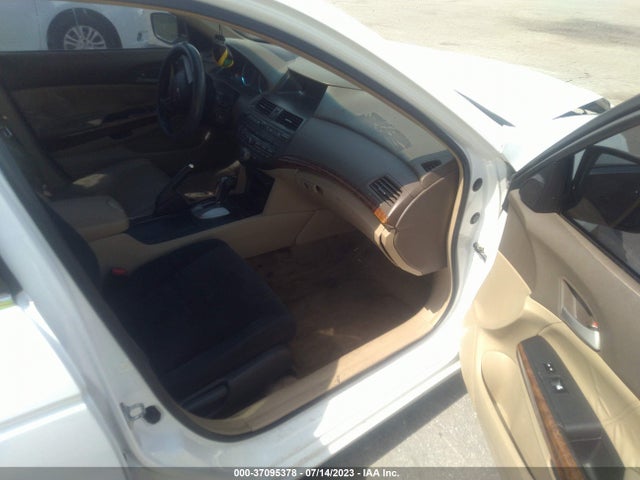2009 HONDA ACCORD SDN EX-L VIN: 1HGCP26849A096063