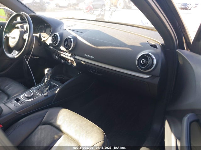 WAUUPBFF1GA122999 Audi A3 E-tron Premium