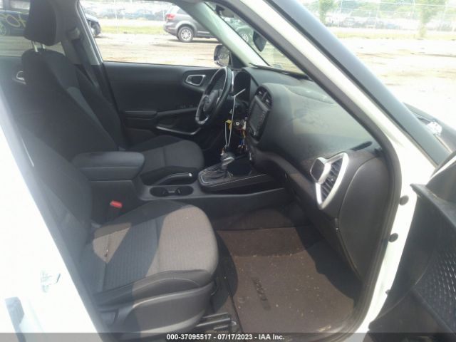 KNDJ63AU3L7100997 KIA Soul Gt-line