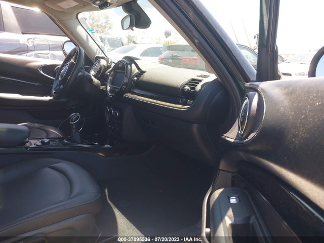 2019 MINI CLUBMAN WMWLN5C54K2E34819 Photo 4