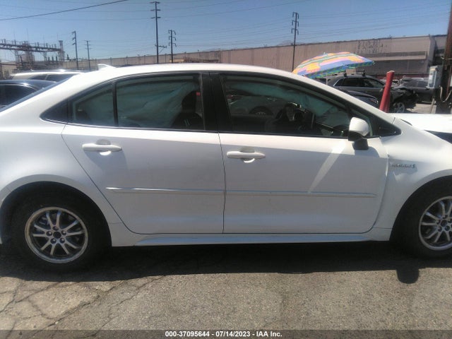 Toyota Corolla Hybrid Le 2021 JTDEAMDEXMJ013595 Image 5