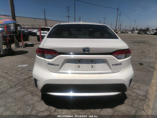 Toyota Corolla Hybrid Le 2021 JTDEAMDEXMJ013595 Image 8