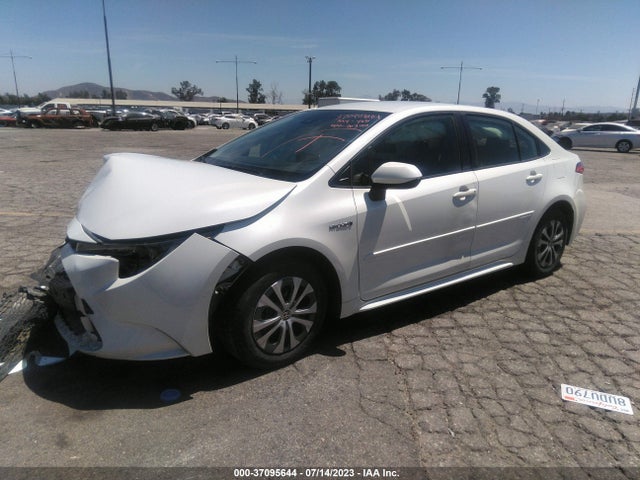Toyota Corolla Hybrid Le 2021 JTDEAMDEXMJ013595 Image 2