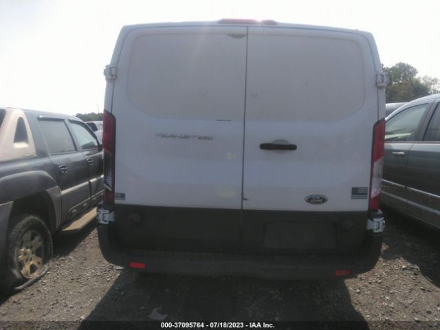 1FTYR2YM2FKA27533 Ford TRANSIT CARGO VAN