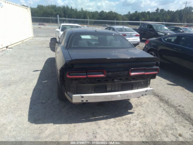 2C3CDZAG3JH310632 Dodge Challenger Sxt