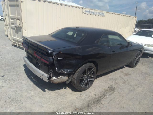 2C3CDZAG3JH310632 Dodge Challenger Sxt