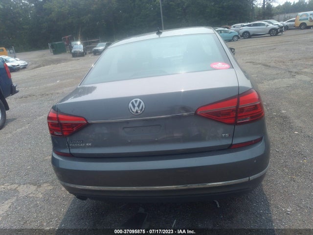 Volkswagen Passat 2016 1VWBT7A36GC024813 Image 33
