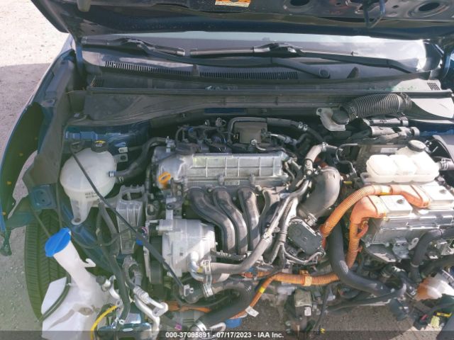 KNDCB3LC4K5218110 KIA NIRO LX